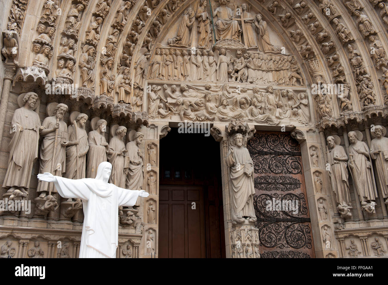 Last judgement on west facade of Cathedrale Notre Dame Paris, Ile de Paris, France Europe Stock Photo