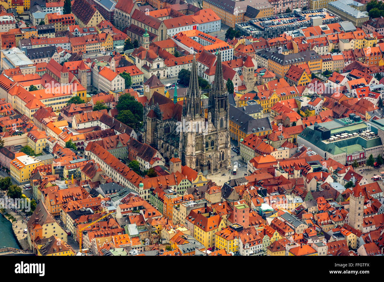 aerial-view-regensburg-cathedral-in-piazza-duomo-the-cathedral-of-st