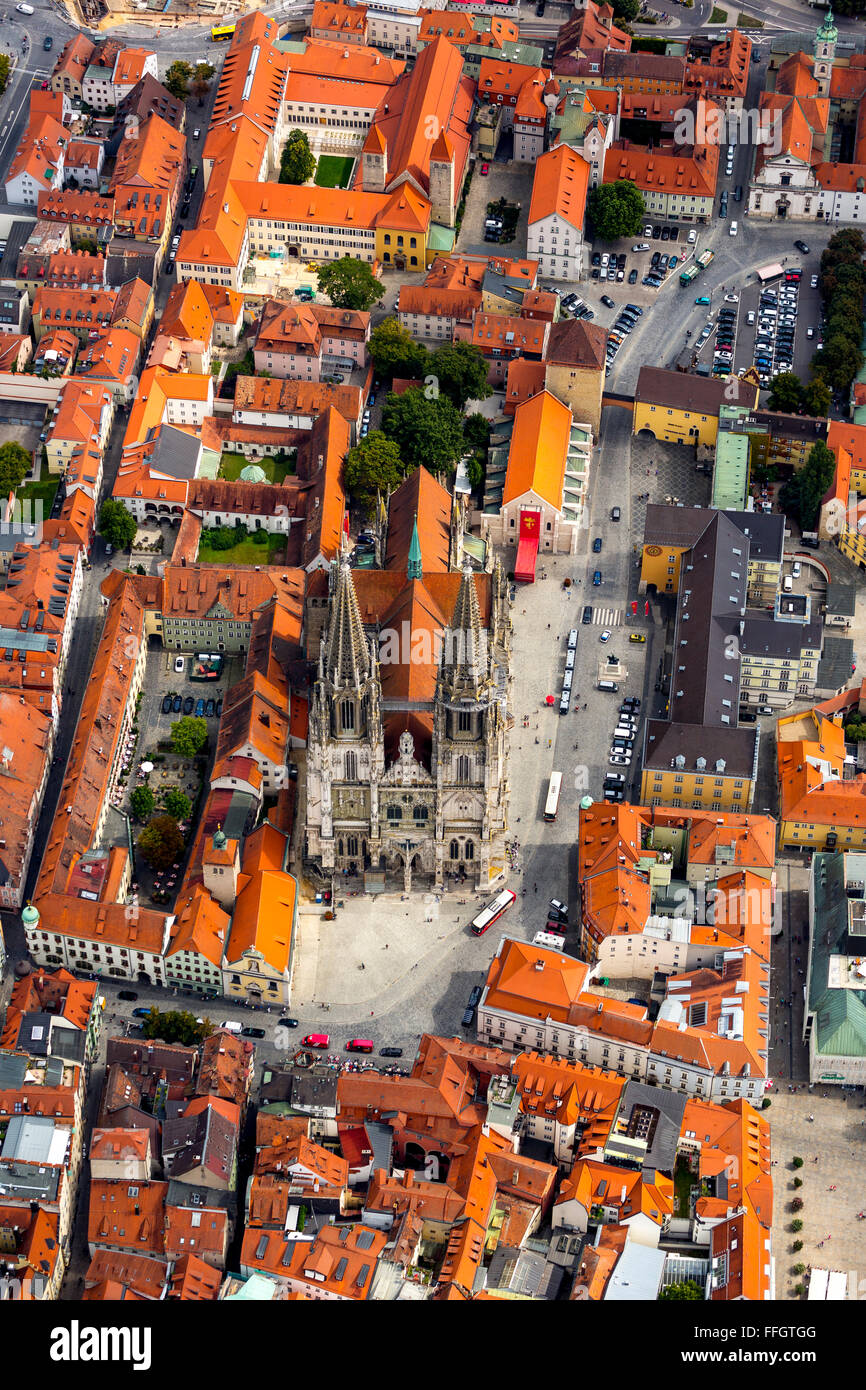 aerial-view-regensburg-cathedral-in-piazza-duomo-the-cathedral-of-st
