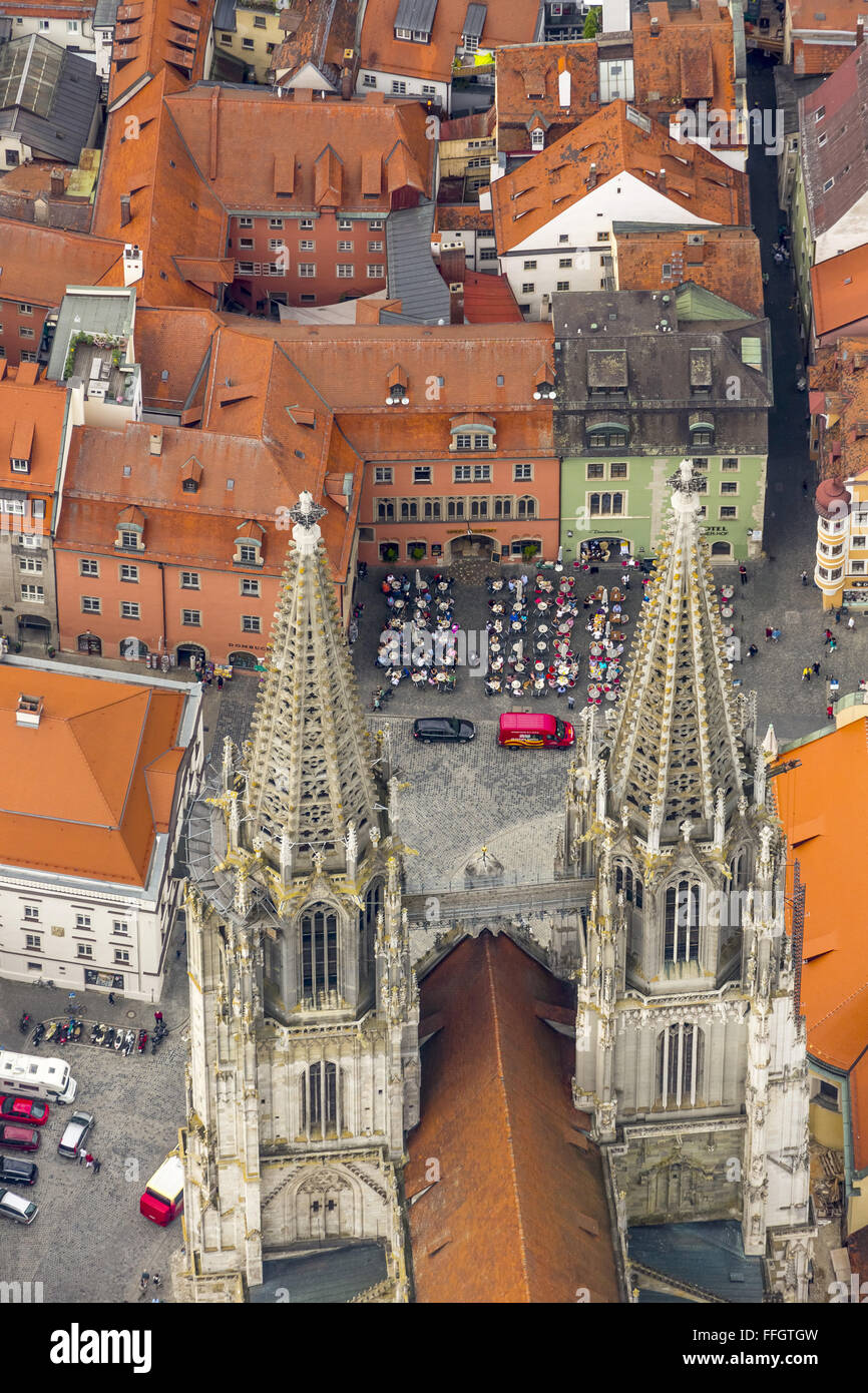 Aerial view, Regensburg Cathedral in Piazza Duomo, the Cathedral of St. Peter, Regensburg, county-level city in eastern Bavaria, Stock Photo