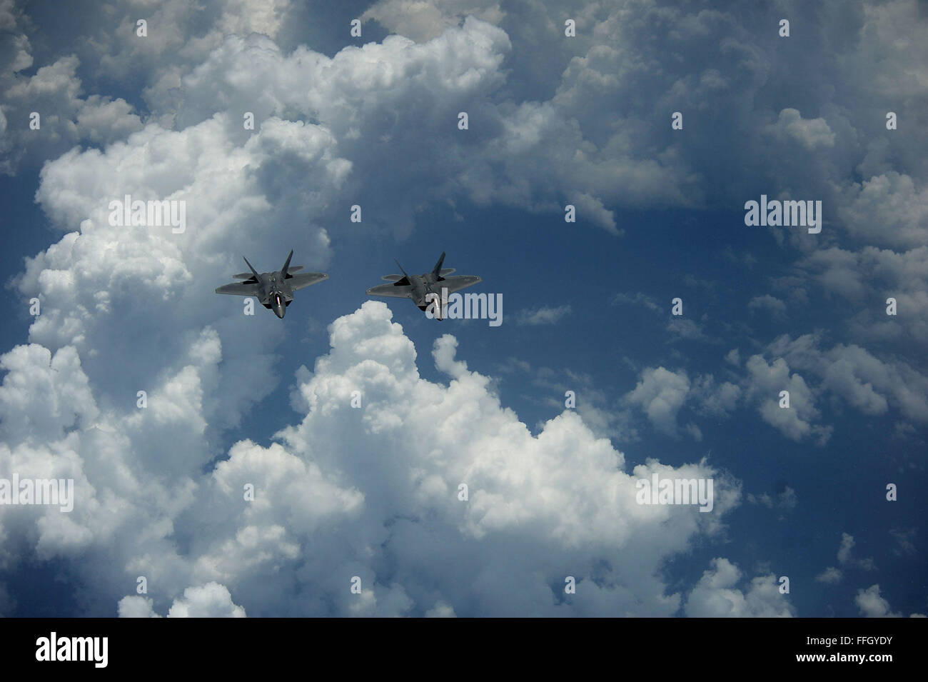 22 raptor hi-res stock photography and images - Alamy