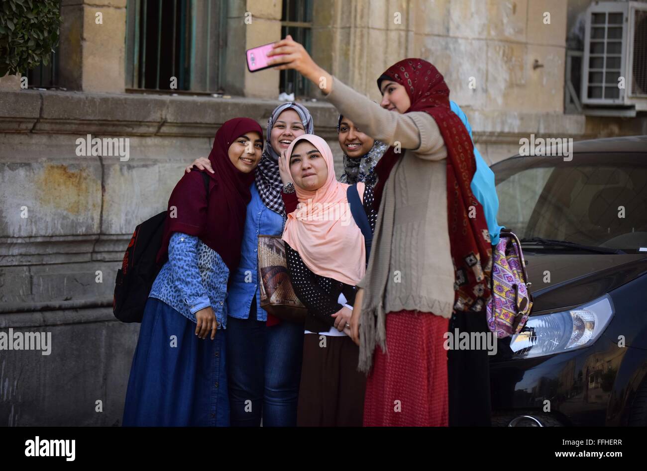 Cairo, Egypt. 14th Feb, 2016. Egyptian students celebrate on Valentine