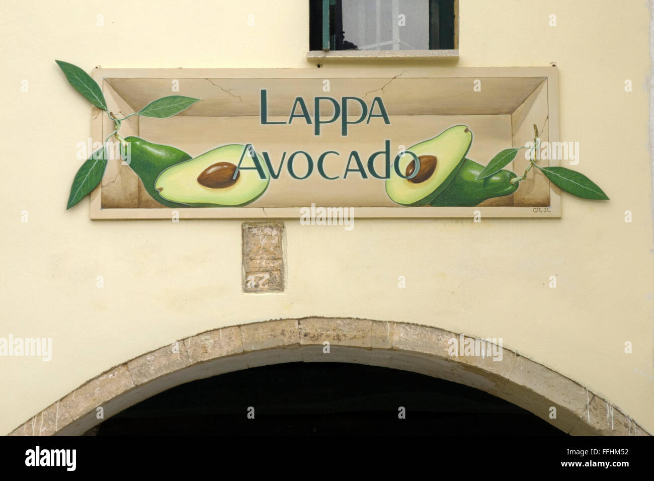 Griechenland, Kreta, Argiroupoli, Lappa Avocado verkauft Kosmetikprodukte aus Avocado die selbst angebaut werden. Stock Photo