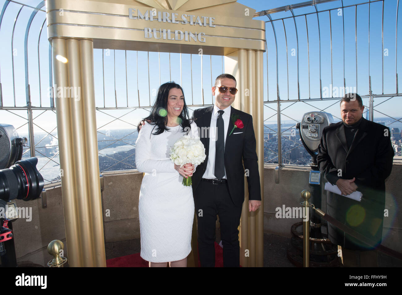 New York, NY, USA. 14th Feb, 2016. Shanta Mali and Sean Smith of New York,  NY are married as the Empire State Building hosts Valentine's Day Weddings,  Sunday, Feb. 14, 2016. Credit:, image size:1300x955