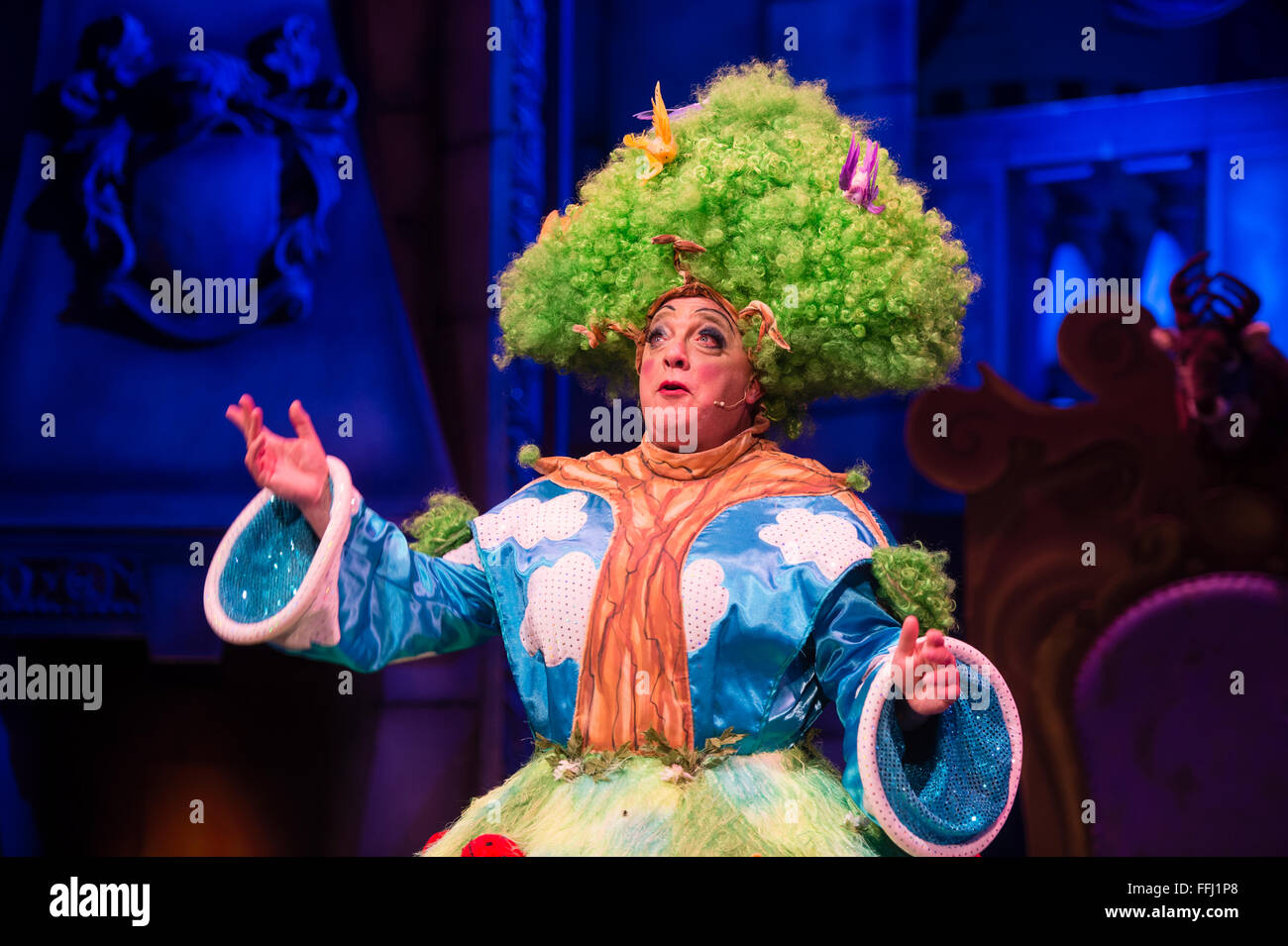 Pantomime dame hi-res stock photography and images - Page 2 - Alamy