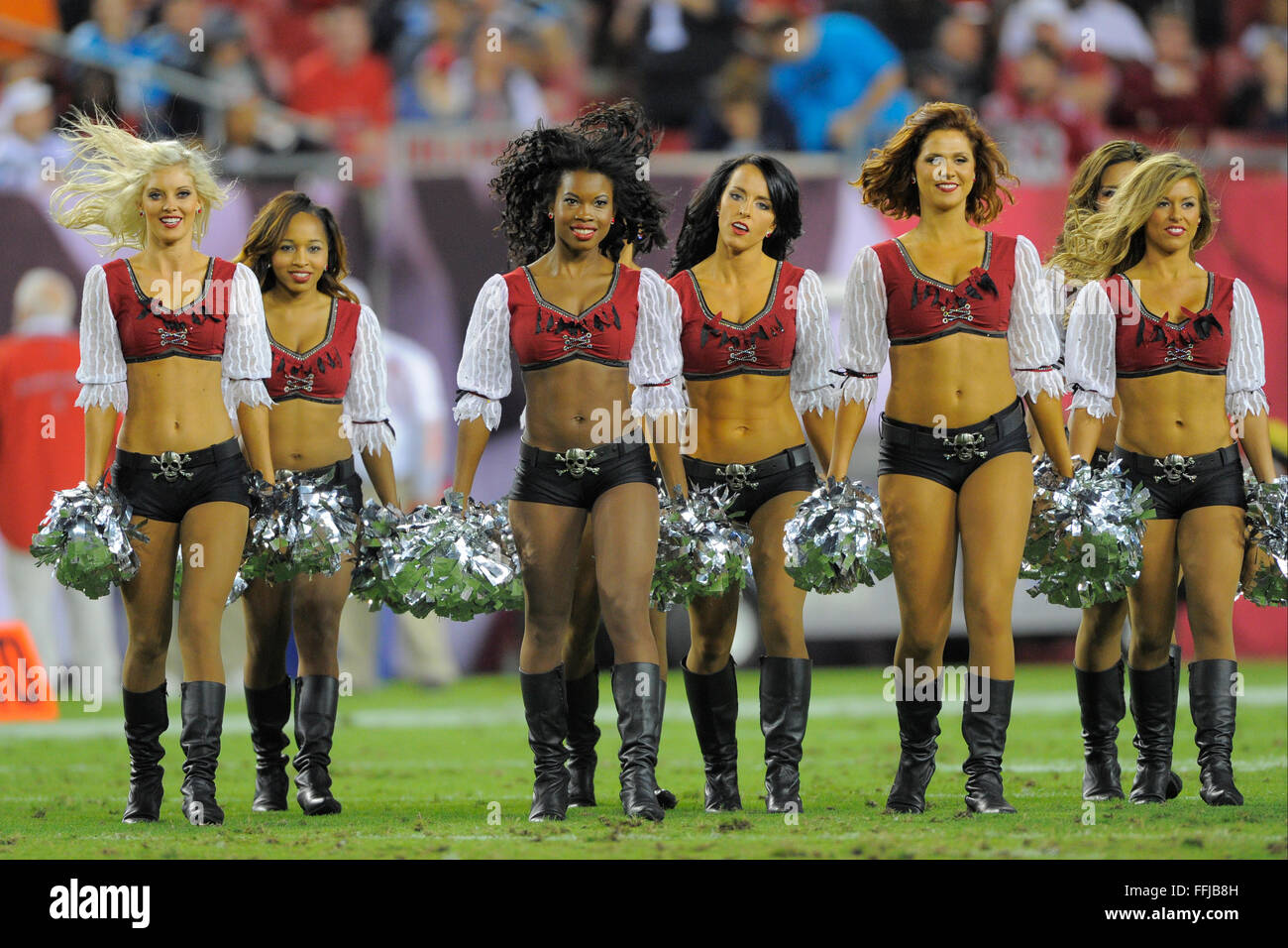 Buccaneers cheerleaders hi-res stock photography and images - Alamy