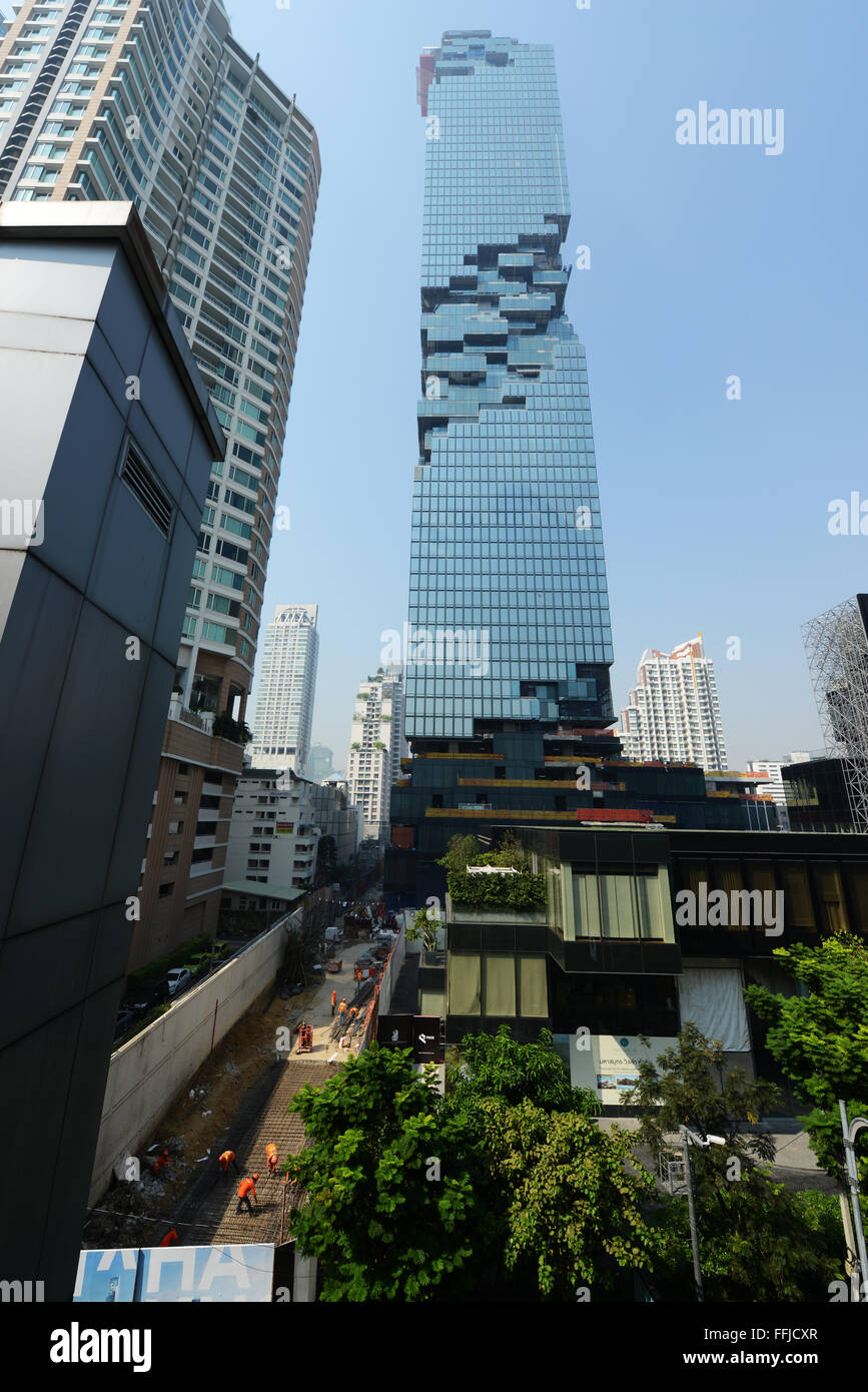 The ultra modern MahaNakhon Skyscraper in Bangkok, Thailand Stock Photo ...