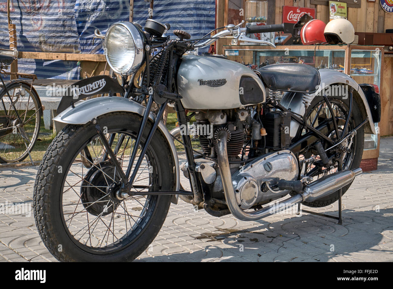 Vintage Triumph 3T 350cc twin. British motorcycle  c.1940's Stock Photo