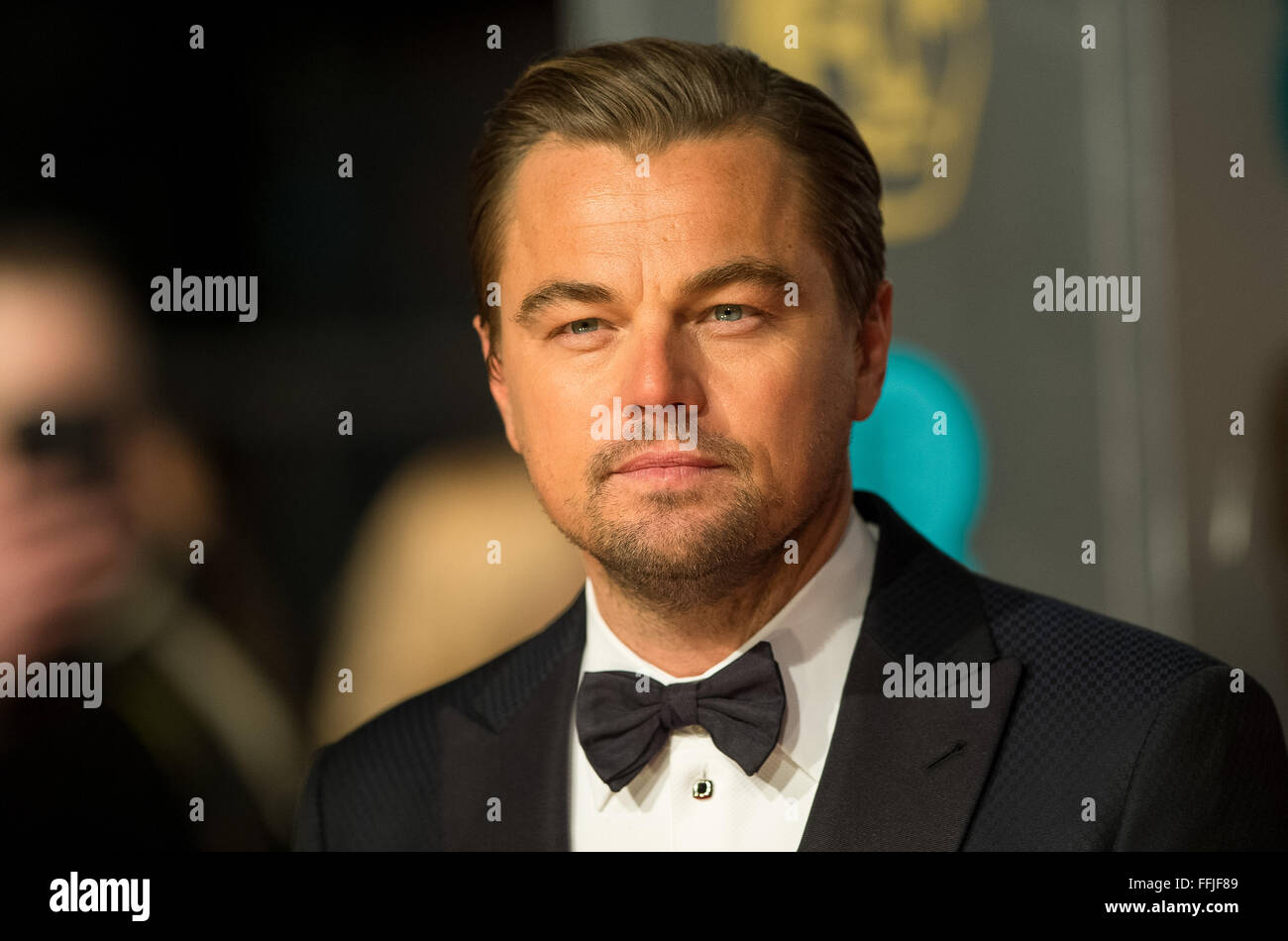 London, UK. 14th February, 2016. Actor Leonardo DiCaprio arrives at the EE British Academy Film Awards, BAFTA Awards, at the Royal Opera House in London, England, on 14 February 2016. Credit:  dpa picture alliance/Alamy Live News Stock Photo