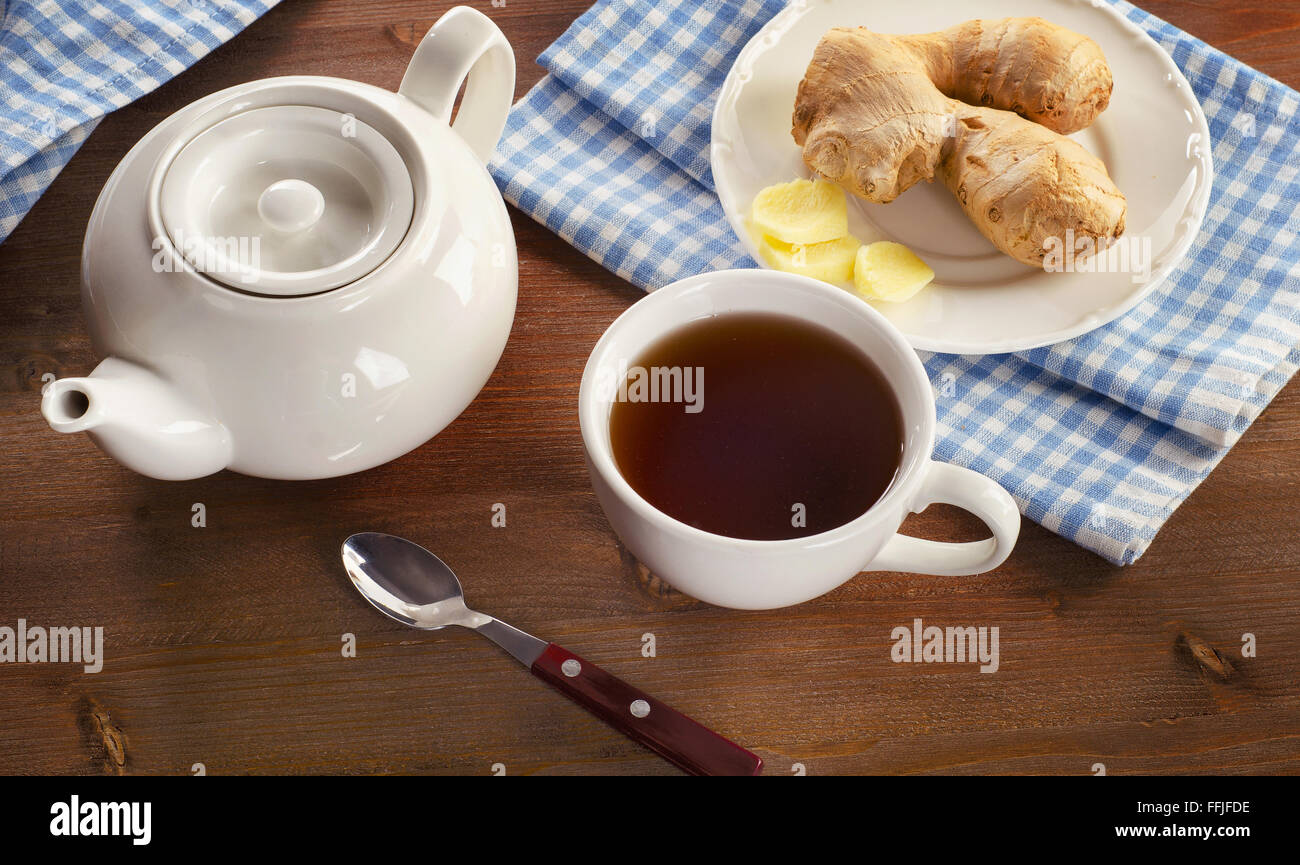 Above Tea Wooden table from above tea hi-res stock photography and images - Alamy