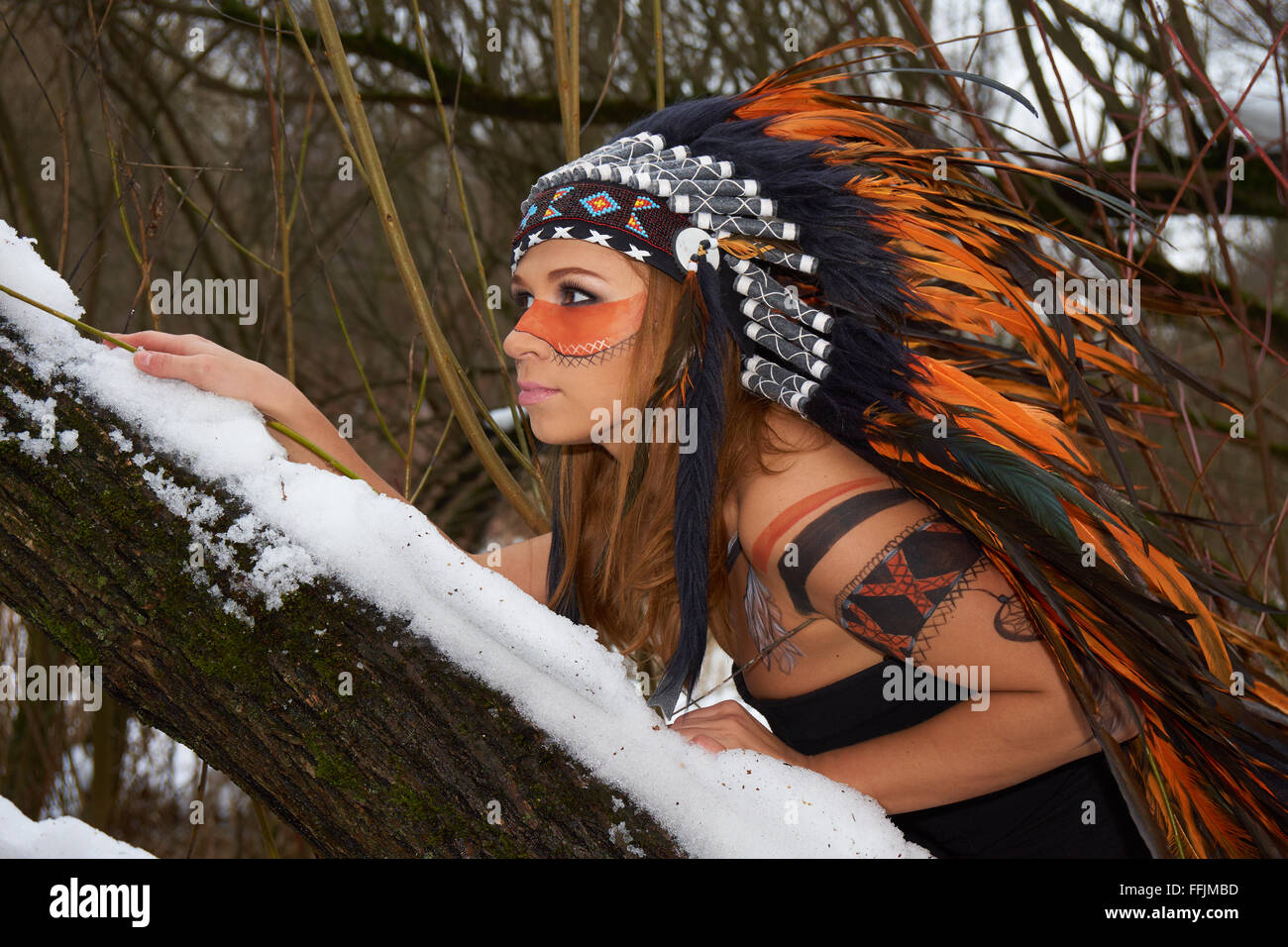 Pretty native indian woman hi-res stock photography and images - Alamy