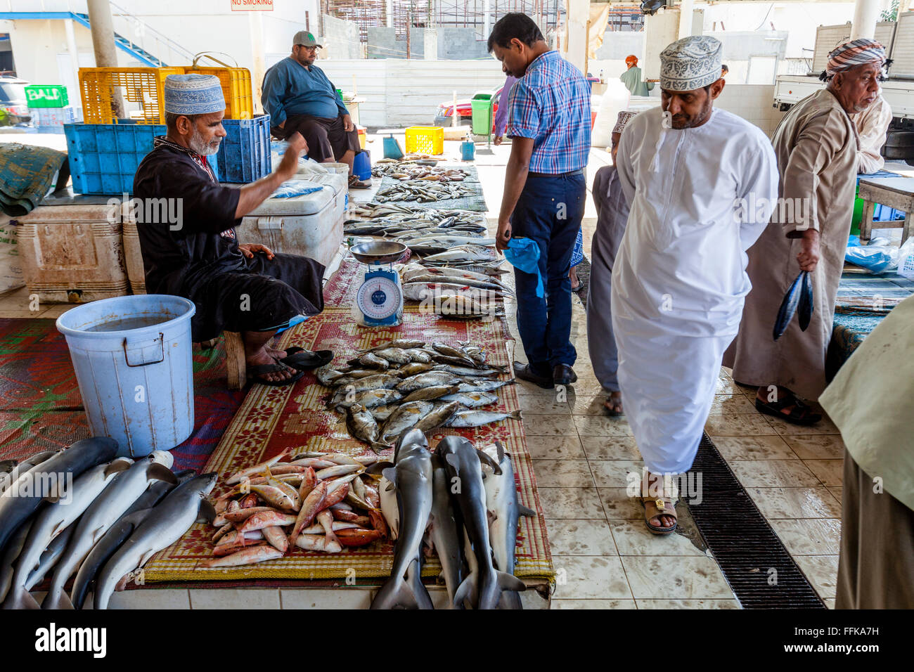 The Fish Market At Muttrah, Muscat, Sultanate Of Oman Stock Photo Alamy