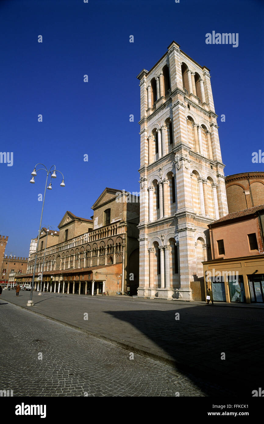 Italy, Emilia Romagna, Ferrara, cathedral and Loggia dei Merciai Stock Photo