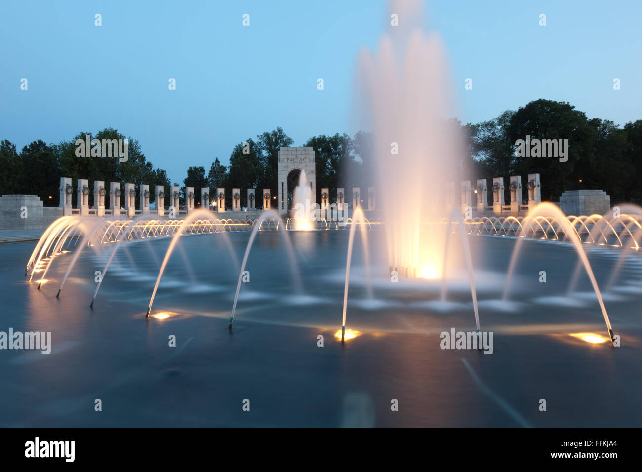 World War II War Memorial in Washington DC Stock Photo - Alamy