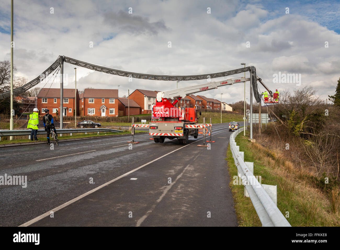 Maintaining the dormouse bridge at Beddau, Mid Glamorgan, nr Pontypridd, south Wales UK Stock Photo