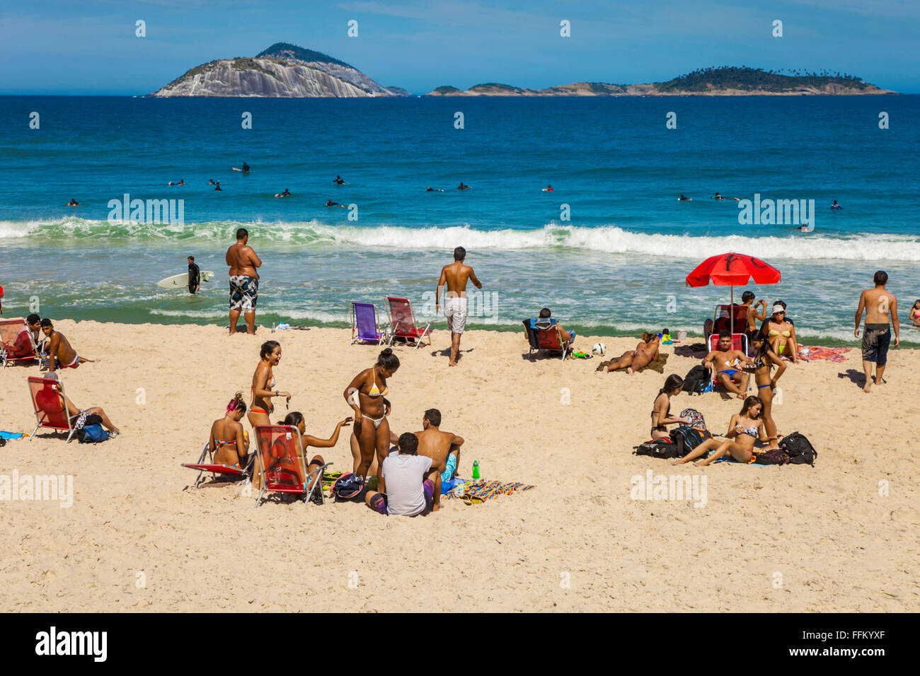 Bikinis Copacabana Brazil Beach Hi res Stock Photography And Images Alamy bikinis-copacabana-brazil-beach-hi-res-stock-photography-and-images-alamy
