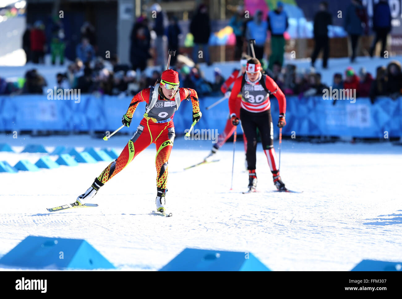 Lillehammer, Norway. 15th Feb, 2016. Meng Fanqi (L) of China competes ...