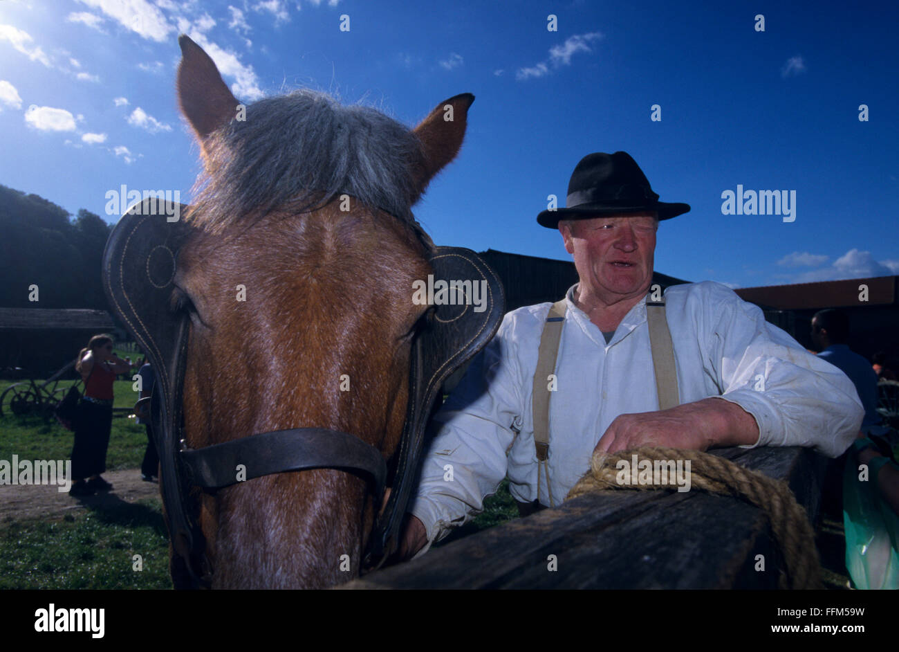 France, Meuse (55), Azannes, old craft village, old farmer with his horse // Meuse (55), Azannes, village des vieux metiers, fer Stock Photo
