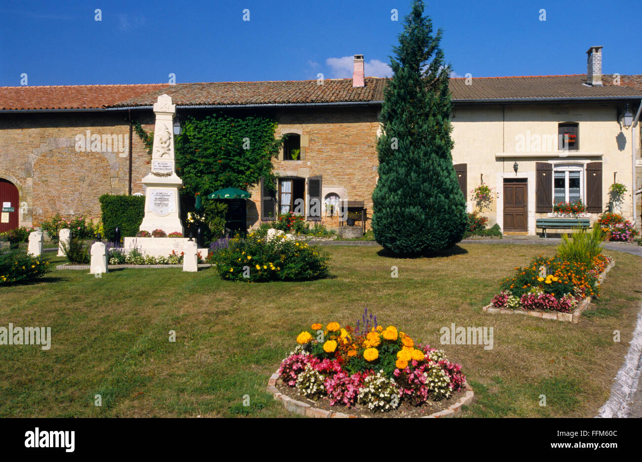 France, Meuse (55), village of Beaulieu en Argonne, floral place Stock Photo