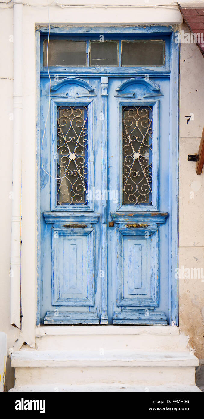 Old blue door Stock Photo - Alamy