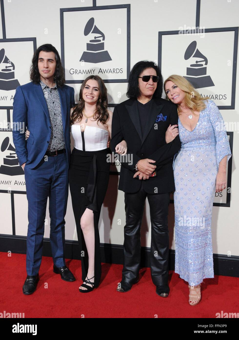 Los Angeles, CA, USA. 15th Feb, 2016. Gene Simmons, Shannon Tweed, Nick Simmons, Sophie Simmons at arrivals for 58th Annual Grammy Awards 2016 - GRAMMYS 1, Staples Center, Los Angeles, CA February 15, 2016. Credit:  Charlie Williams/Everett Collection/Alamy Live News Stock Photo