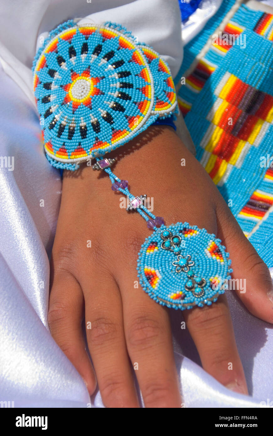 Native American beadwork, PiUmeSha Treaty Days Parade, Warm Springs