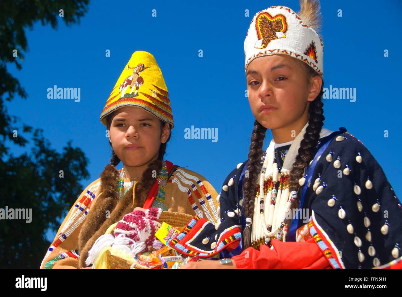 Beautiful Colourful Native American Indian Traditional Dress at Warm  Springs Pow-wow Dance. Stock Image - Image of materials, dress: 172004649