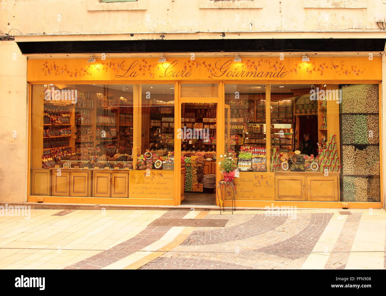 geography / travel, France, Avignon, candy shop 'La Cure Gourmande' in Rue du Vieux Sextier, exterior view, Additional-Rights-Clearance-Info-Not-Available Stock Photo