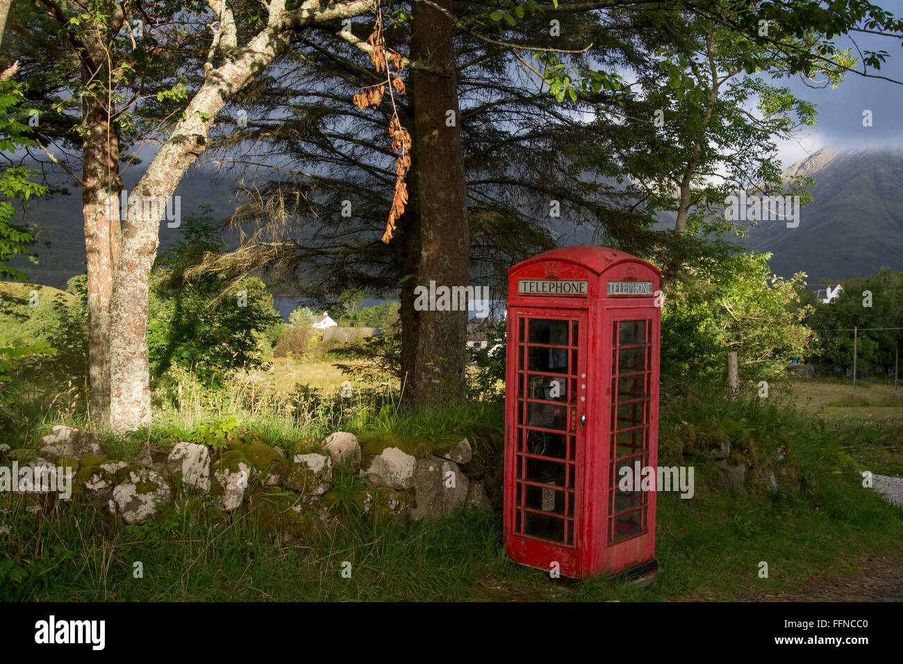 telephone box red original torrin village moody Stock Photo
