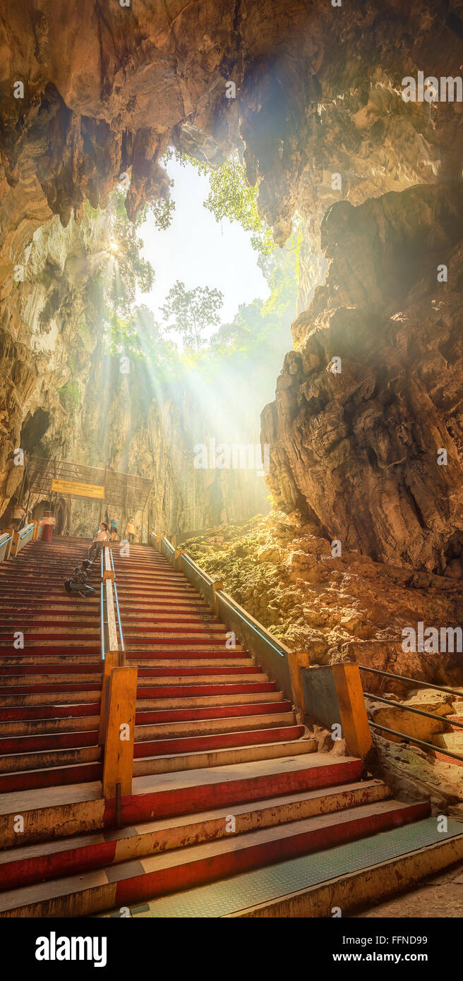 Batu caves temple complex hi-res stock photography and images - Alamy