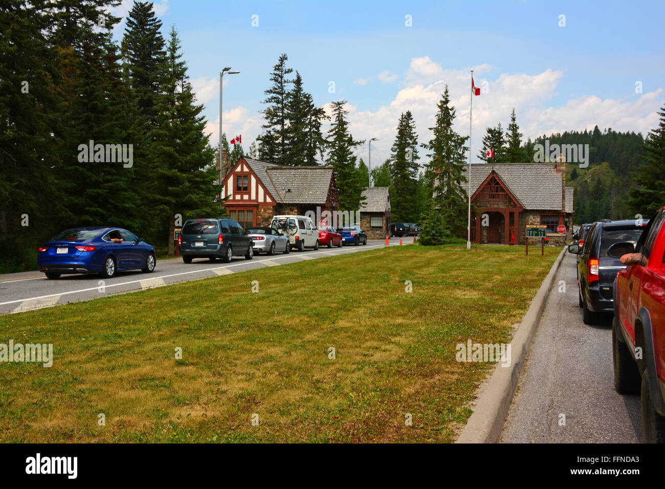 Banff National Park entrance, Alberta, Canada Stock Photo Alamy