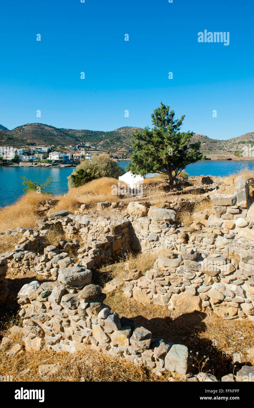 Griechenland, Kreta, Nordosten, Mohlos, Insel Agios Nikolaos, Blick auf Mohlos Stock Photo