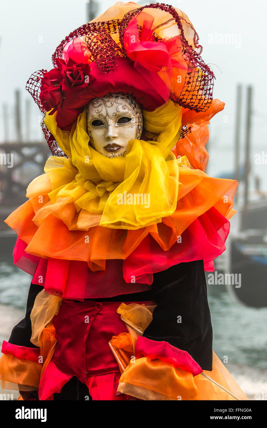 Venice carnival mask and costume Stock Photo Alamy