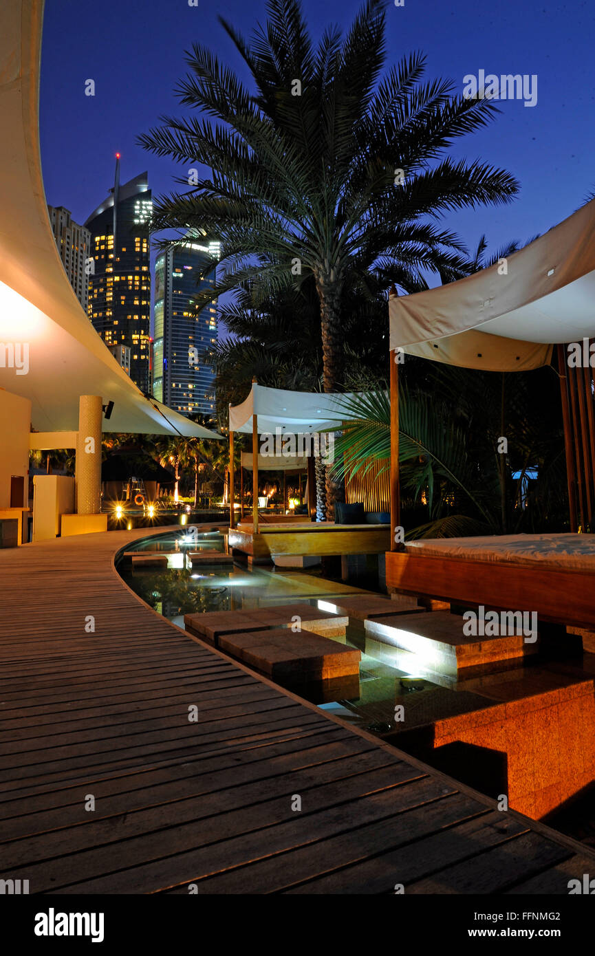 Ritz Carlton Dubai High Resolution Stock Photography And Images Alamy Ritz Carlton Dubai High Resolution Stock Photography And Images Alamy