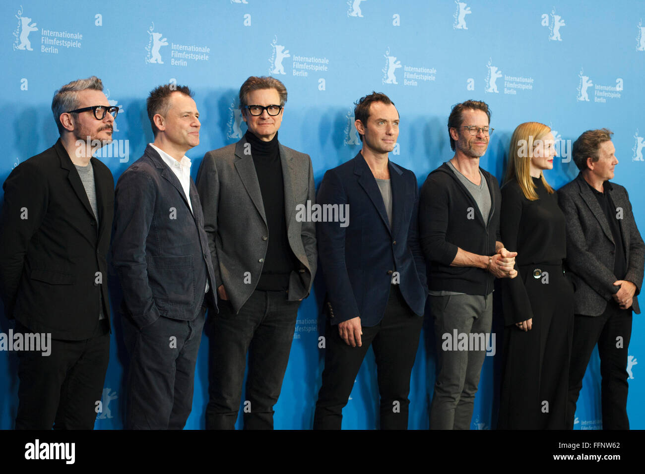 Berlin, Germany. 16th February, 2016. Director Michael Grandage, actors Colin Firth, Jude Law, Guy Pearce, Laura Linney, writer A. Scott Berg, screenplay John Loganand at  the 'Genius' photo call during the 66th Berlinale International Film Festival Berlin Credit:  Odeta Catana/Alamy Live News Stock Photo