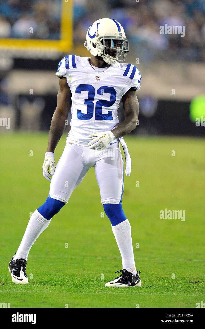 Jacksonville, FL, USA. 8th Nov, 2012. Indianapolis Colts cornerback Cassius  Vaughn (32) during NFL football game between the Jacksonville Jaguars and  the Colts at EverBank Field on November 8, 2012 in Jacksonville,