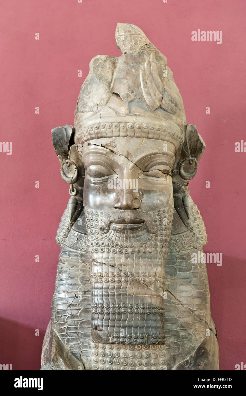 Ancient persian statue hires stock photography and images Alamy