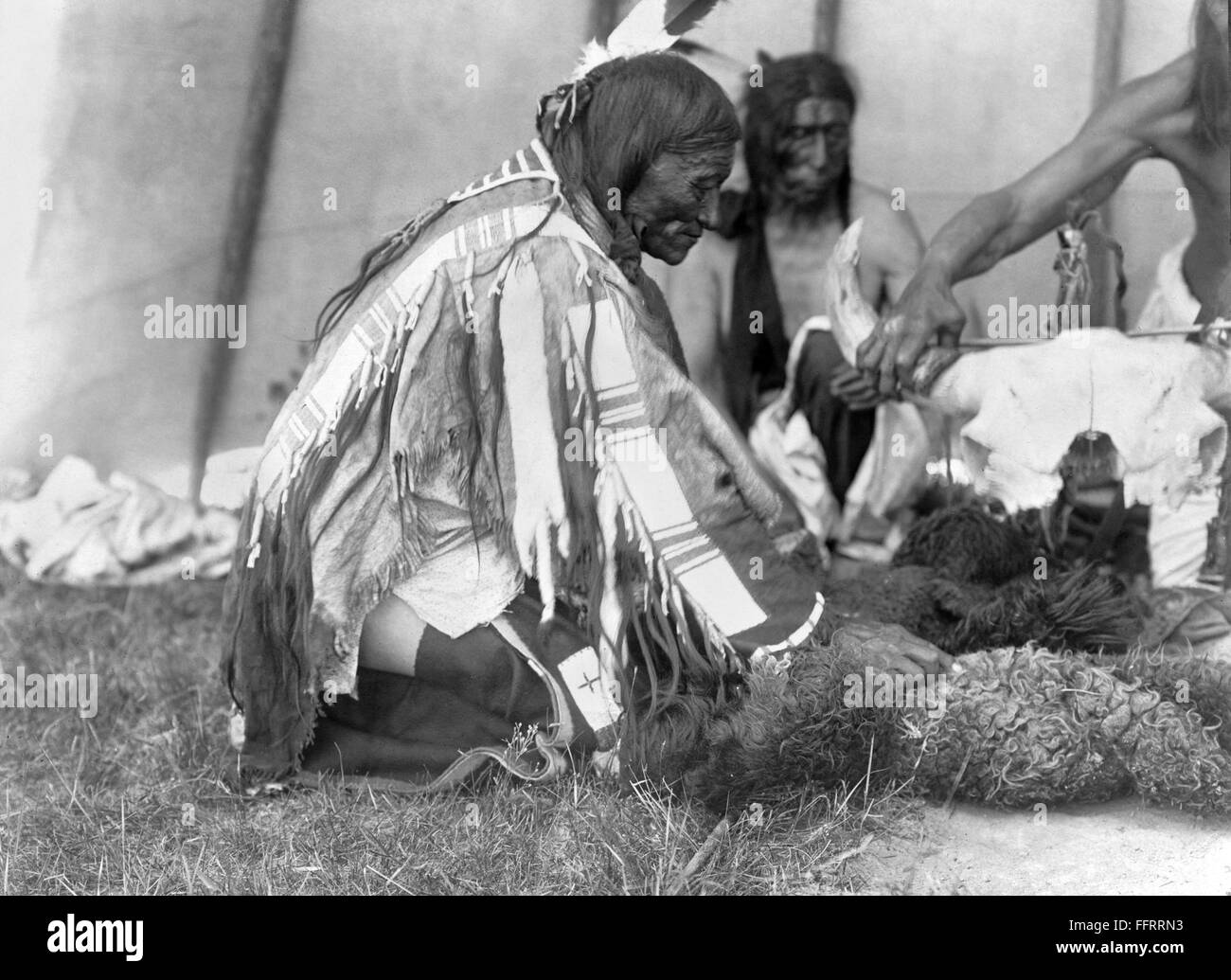 SIOUX MEDICINE MAN, c1907. /nSaliva, a Sioux Native American medicine