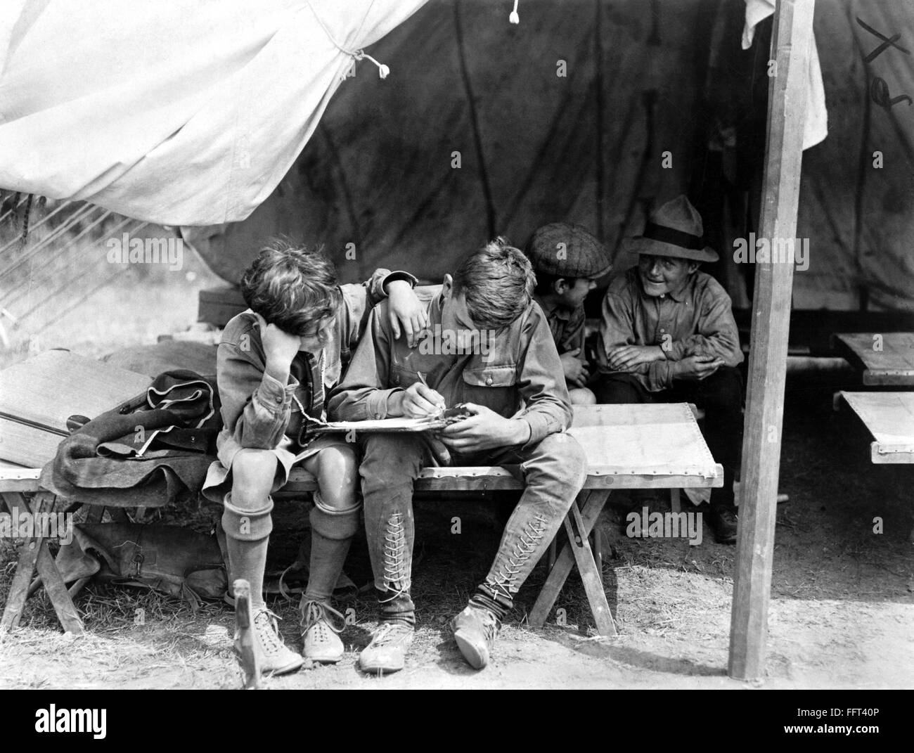 Нью йорк 1896. Уникальные исторические фотографии. Карикатуры 1920-х годов. Наблюдавшегося в прошлом. Фотографии прошлого и настоящего.