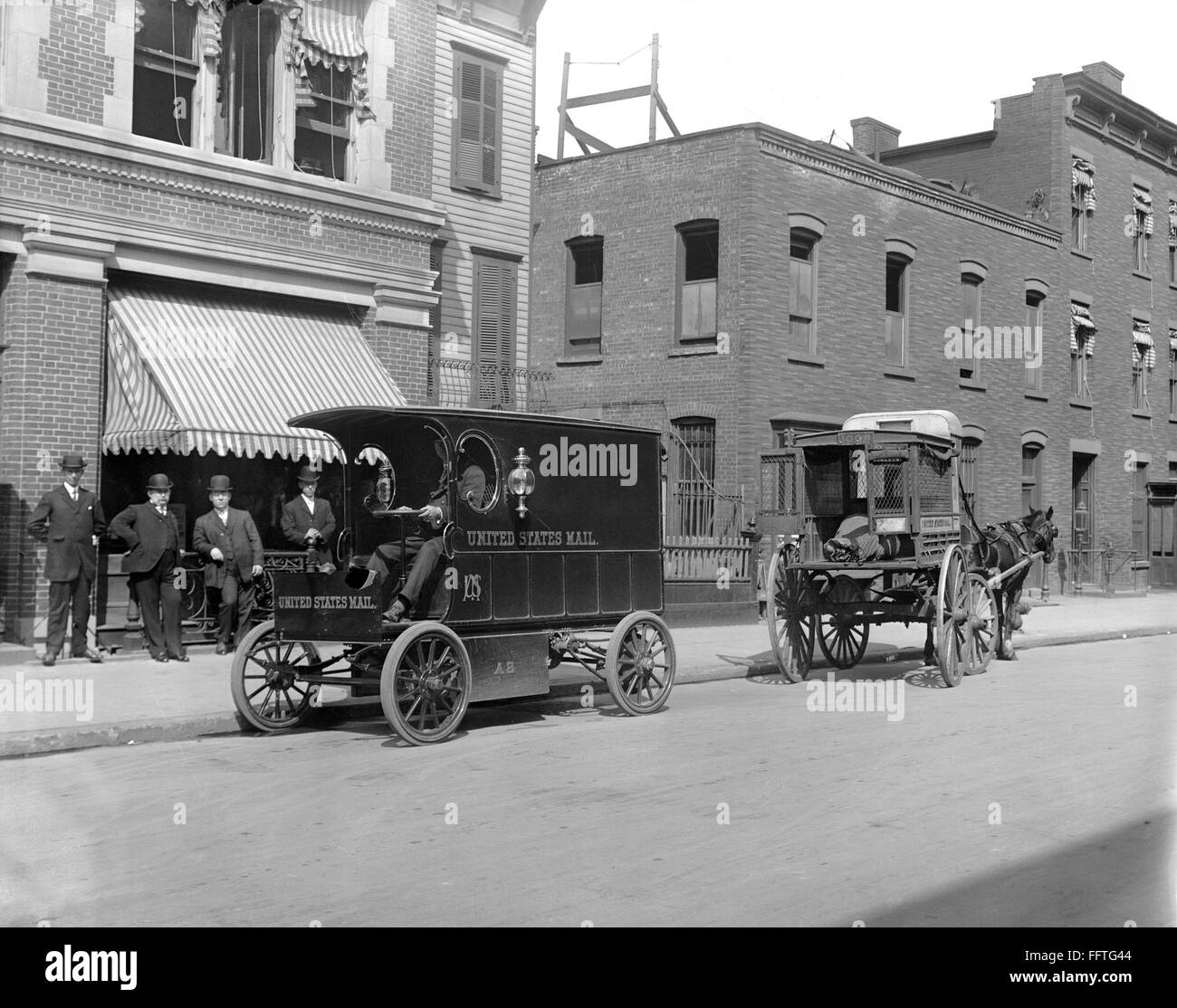U.S. MAIL TRUCK. /nU.S. Mail truck, early 20th century Stock Photo Alamy