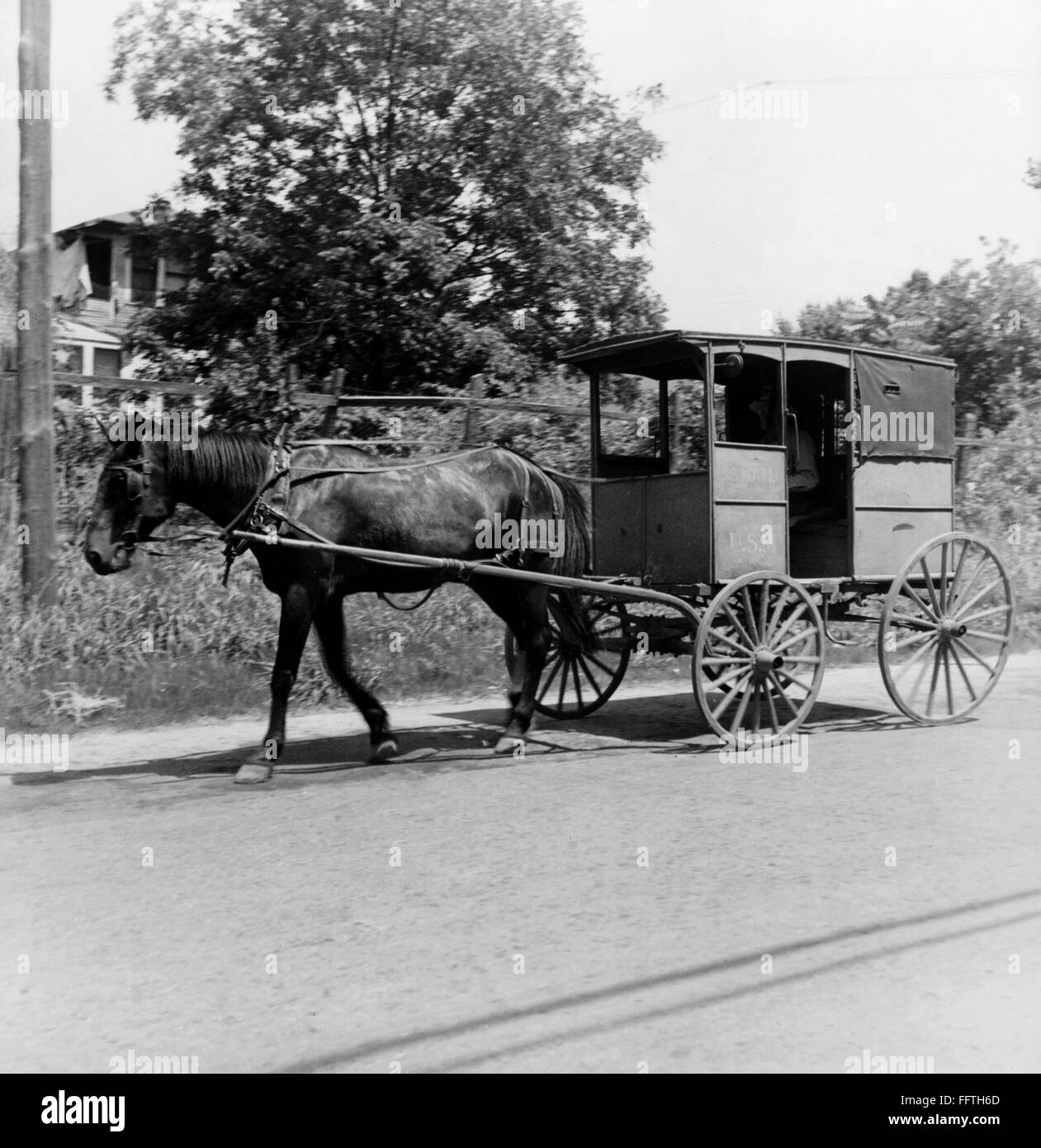 154-v 1905 RURAL MAIL HORSE WAGON PHOTO 