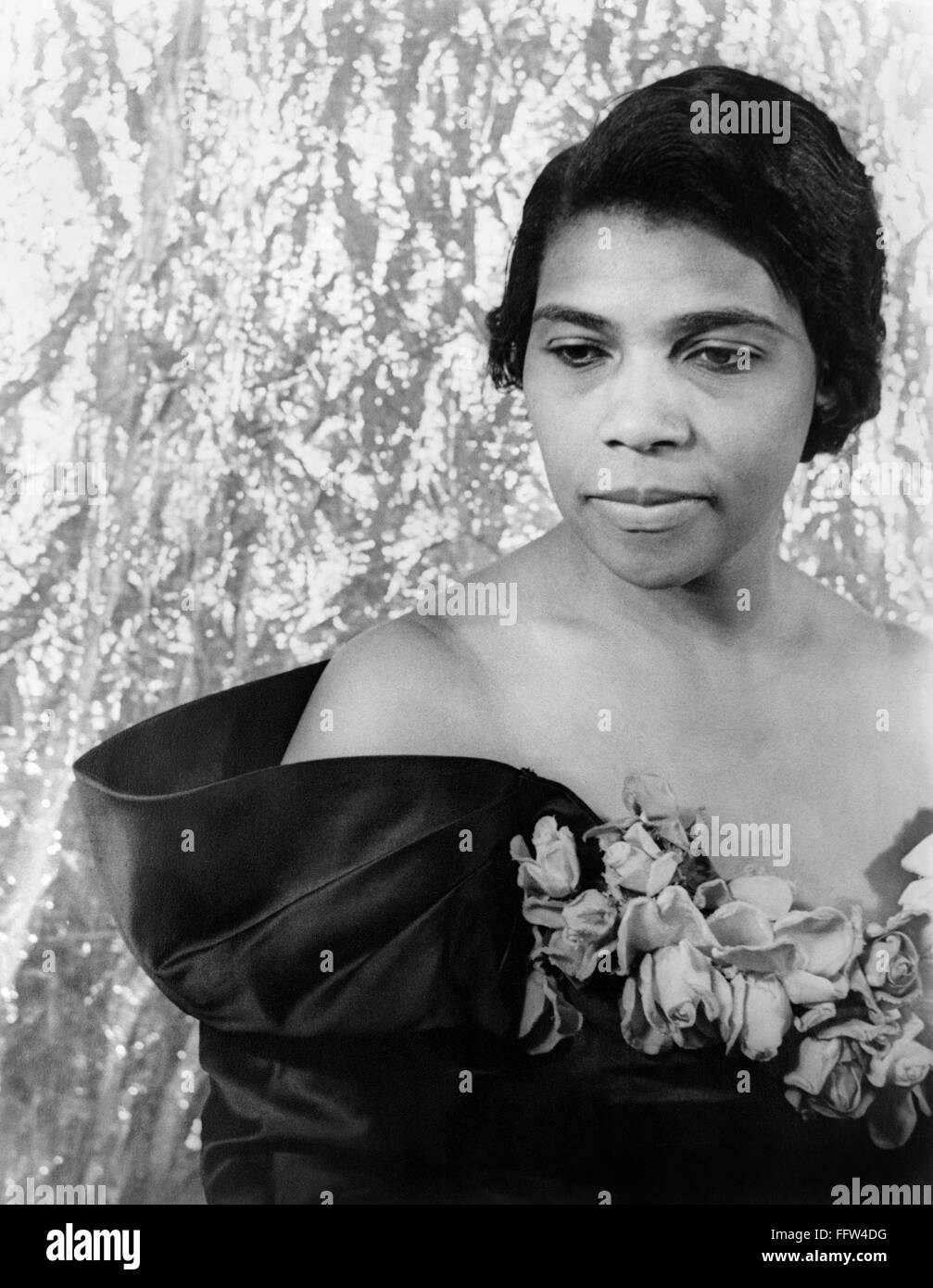MARIAN ANDERSON (18971993). /nAmerican contralto singer. Photographed