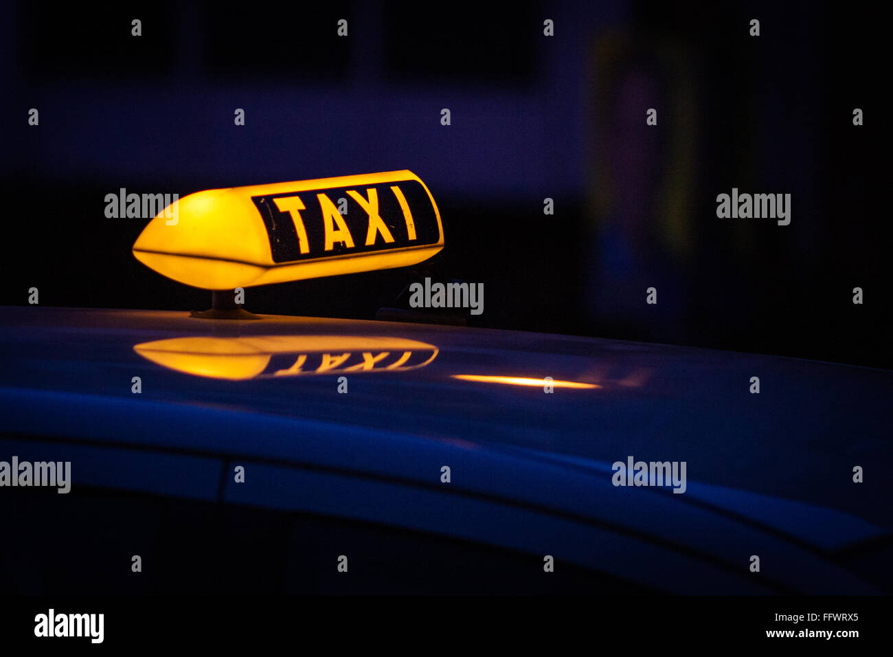 Taxi Light High Resolution Stock Photography and Images Alamy