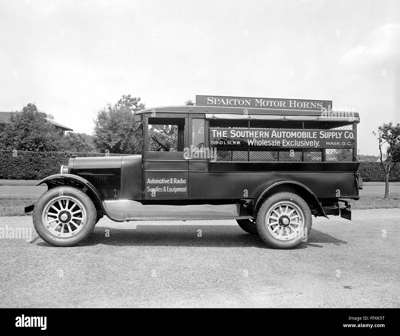 TRUCK, c1915. /nTruck with an advertisement for the Southern Automobile