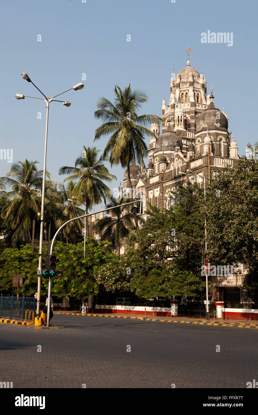 Lockdown empty road of Western Railway headquarter building ; churchgate ; mumbai ; maharashtra ; India ; asia Stock Photo