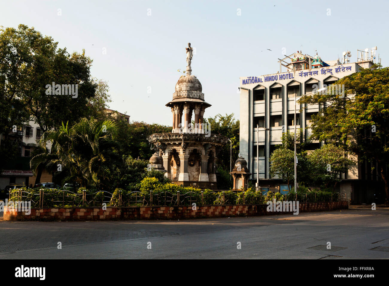 Lockdown empty road ; National Hindu Hotel ; New Fountain ; GPO