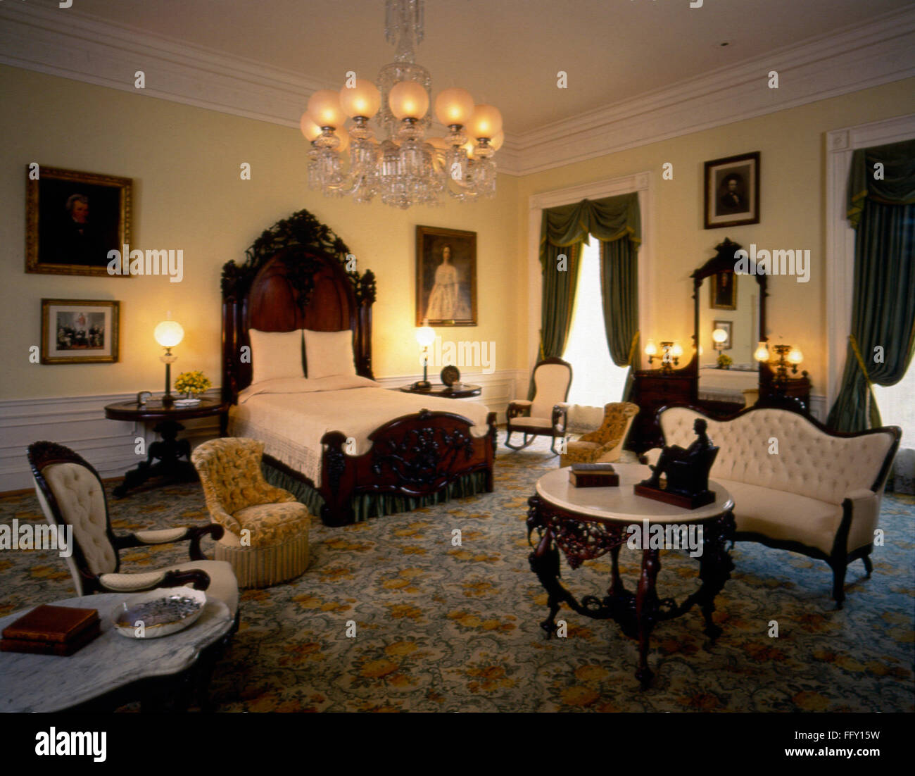 WHITE HOUSE: BEDROOM. /nThe Lincoln Bedroom at the White House in Washington, D.C. Photograph ...