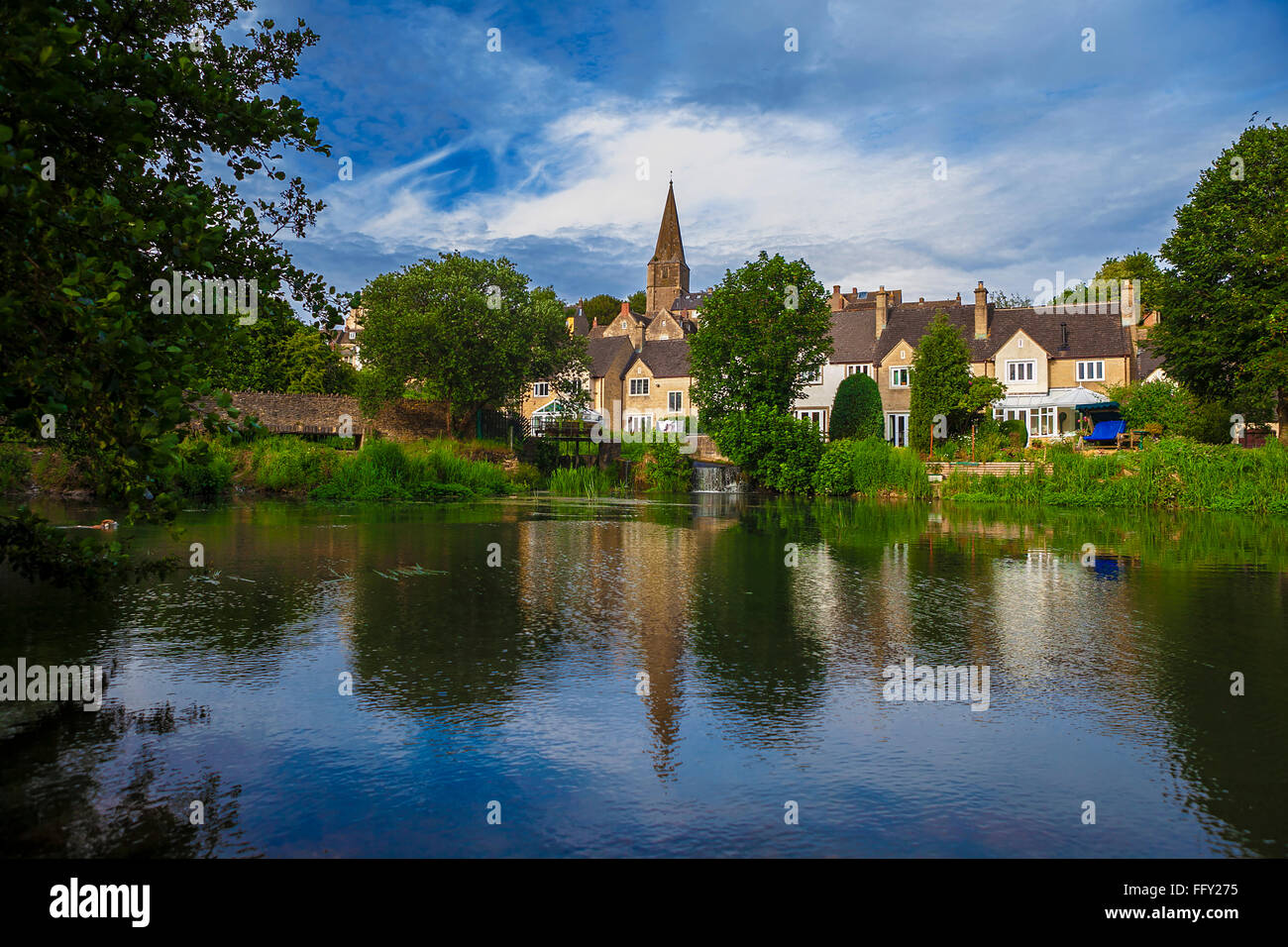 Malmesbury town, Wiltshire. From the river Stock Photo Alamy