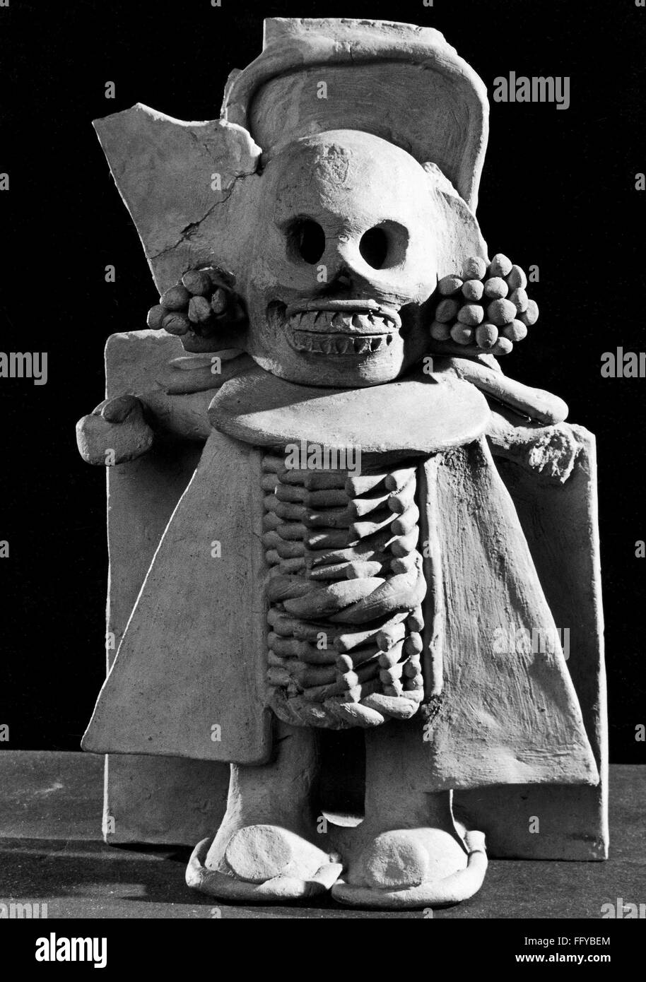 MEXICO MICTLANTECUHTLI. /nCeramic figure of Mictlantecuhtli, god of