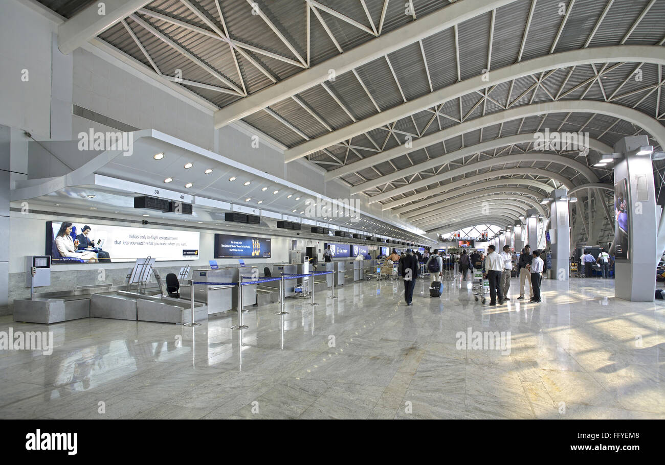 Passengers in lobby of Chhatrapati Shivaji International Airport, Santacruz, Bombay, Mumbai, Maharashtra, India, Indian airports Stock Photo